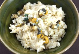 スガイの炊き込みご飯