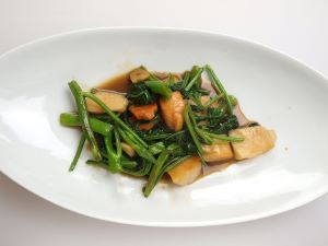 クリックで拡大表示 ホタテガイの中華炒め