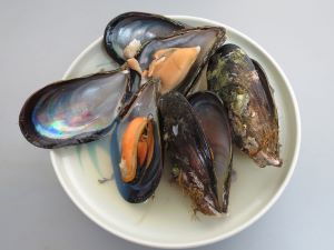 クリックで拡大表示 瀬戸貝の酒蒸し
