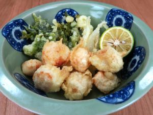 クリックで拡大表示 アカザラガイの天ぷら