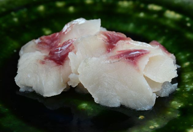 ゲンゴロウブナの唐揚げ
