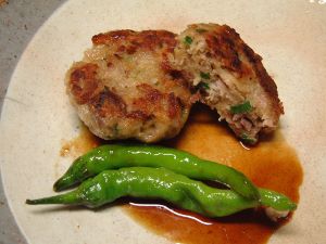 クリックで拡大表示 メバチの和風ハンバーグ