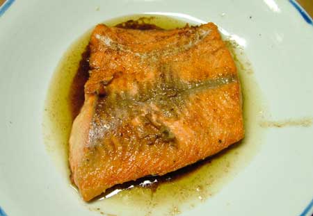 信州サーモンのムニエル