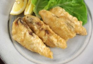 クリックで拡大表示 オオヒメの刺身