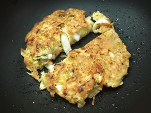 クリックで拡大表示 シリヤケイカのお好み焼き