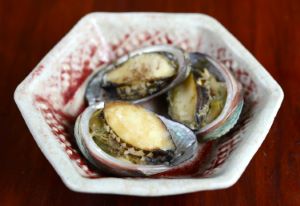 クリックで拡大表示 トコブシの煮貝