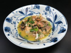 クリックで拡大表示 ミギマキタテゴトナシボラのバター焼き