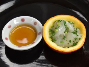 クリックで拡大表示 マフグの厚切り橙酢和え
