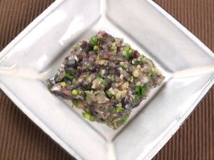 クリックで拡大表示 カタクチイワシのみそたたき