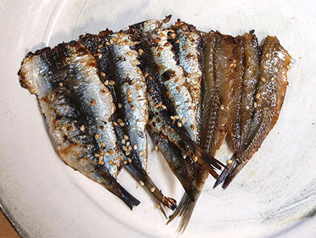 カタクチイワシのみりん干し