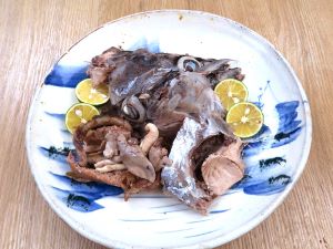クリックで拡大表示 カツオの塩煮