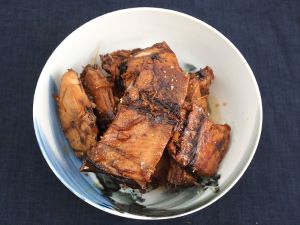 クリックで拡大表示 カツオの中落ちの煮つけ