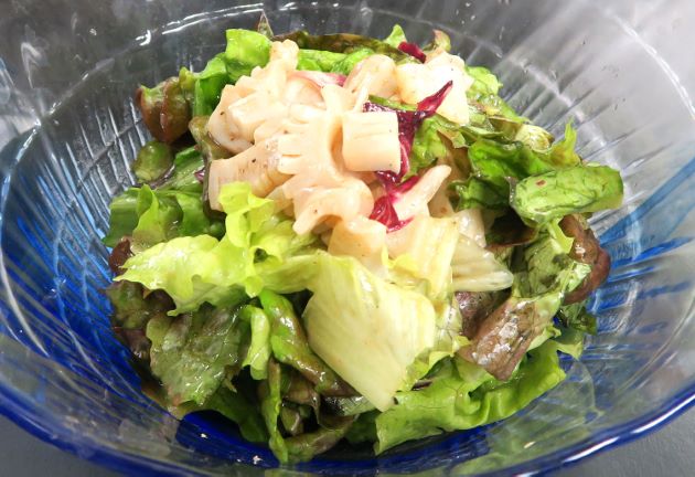 モンゴウイカのサラダ