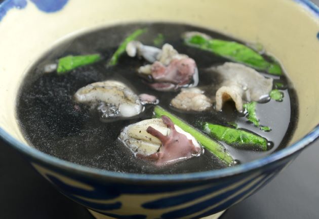 モンゴウイカの墨汁