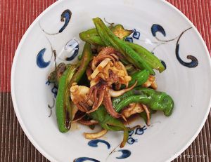 クリックで拡大表示 ケンサキイカの炒め物