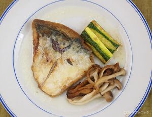 クリックで拡大表示 ギンカガミのムニエル