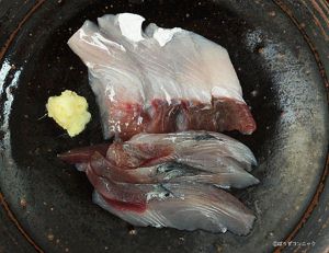 クリックで拡大表示 ギンカガミの刺身