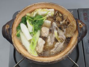 クリックで拡大表示 あんこう鍋東京風しょうゆ仕立て