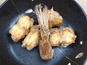 クリックで拡大表示 あんこうの唐揚げ