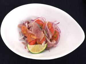 クリックで拡大表示 オアカムロのセビチェ