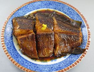 クリックで拡大表示 タカノハダイの煮つけ