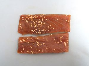 クリックで拡大表示 キハダマグロのみりん干し