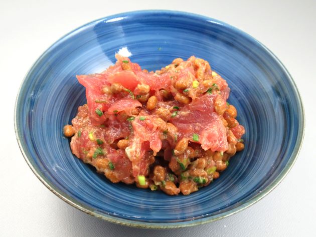 キハダマグロの納豆和え