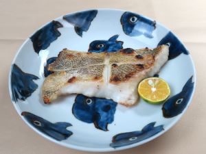 クリックで拡大表示 テングダイの塩焼き