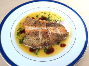 クリックで拡大表示 テングダイのバター焼き