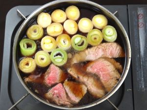 クリックで拡大表示 本マグロのねぎま鍋