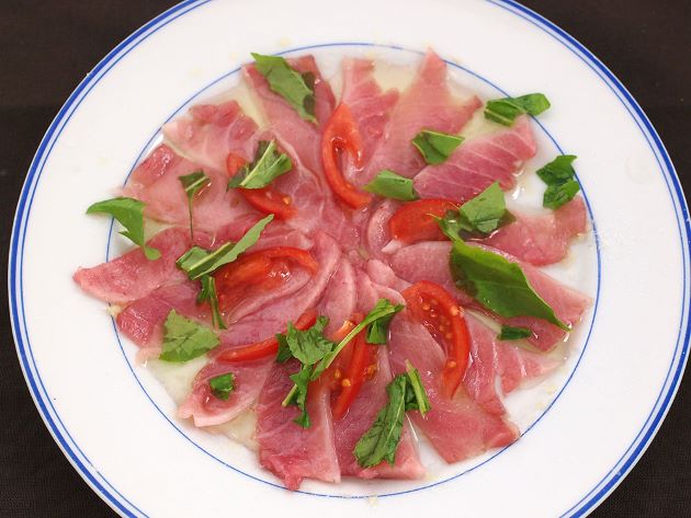 本マグロのカルパッチョ