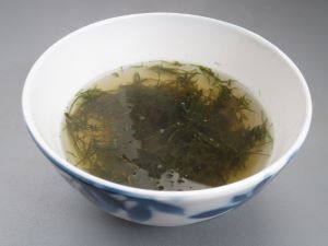 クリックで拡大表示 カヤモノリのお吸いもの