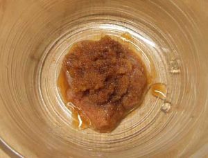 クリックで拡大表示 クサウオの卵巣の醤油漬け