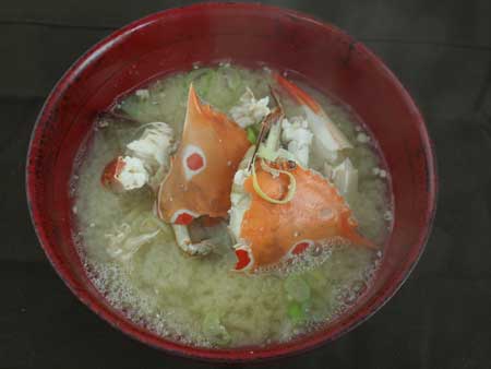 ジャノメガザミの味噌汁