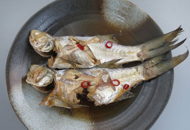ツバメコノシロの煮つけ
