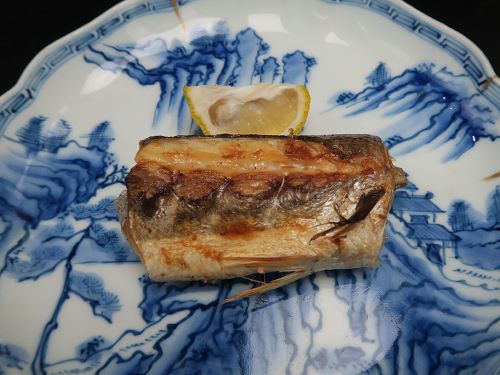 クリックで拡大表示 アカカマスの塩焼き