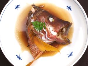 クリックで拡大表示 フエダイの煮つけ