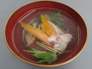 クリックで拡大表示 アカヒメジの潮汁