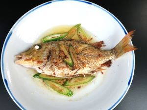 クリックで拡大表示 イソフエフキのバター焼き
