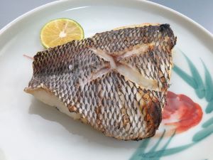 クリックで拡大表示 イソフエフキの塩焼き