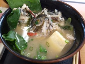 クリックで拡大表示 くちなじの魚汁