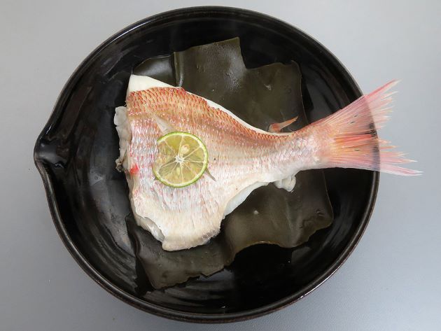 キビレアカレンコの酒蒸し