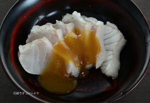 クリックで拡大表示 マダラハタの湯引き