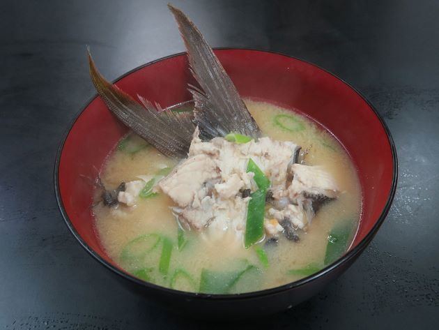 イシフエダイのみそ汁