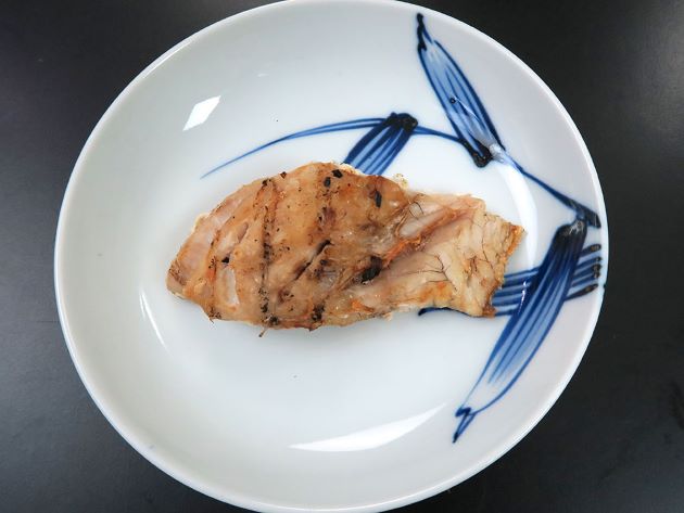 イシフエダイの塩焼き