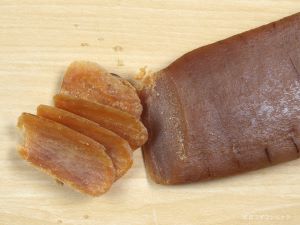 クリックで拡大表示 サワラのからすみ