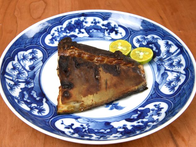 ニノジの皮付き塩焼き