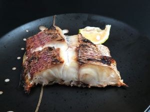 クリックで拡大表示 キンメヒメダイの塩焼き