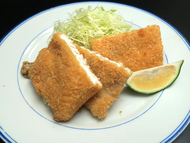 ヒレジロマンザイウオのフライ