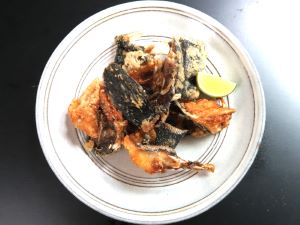 クリックで拡大表示 アオノメハタの唐揚げ